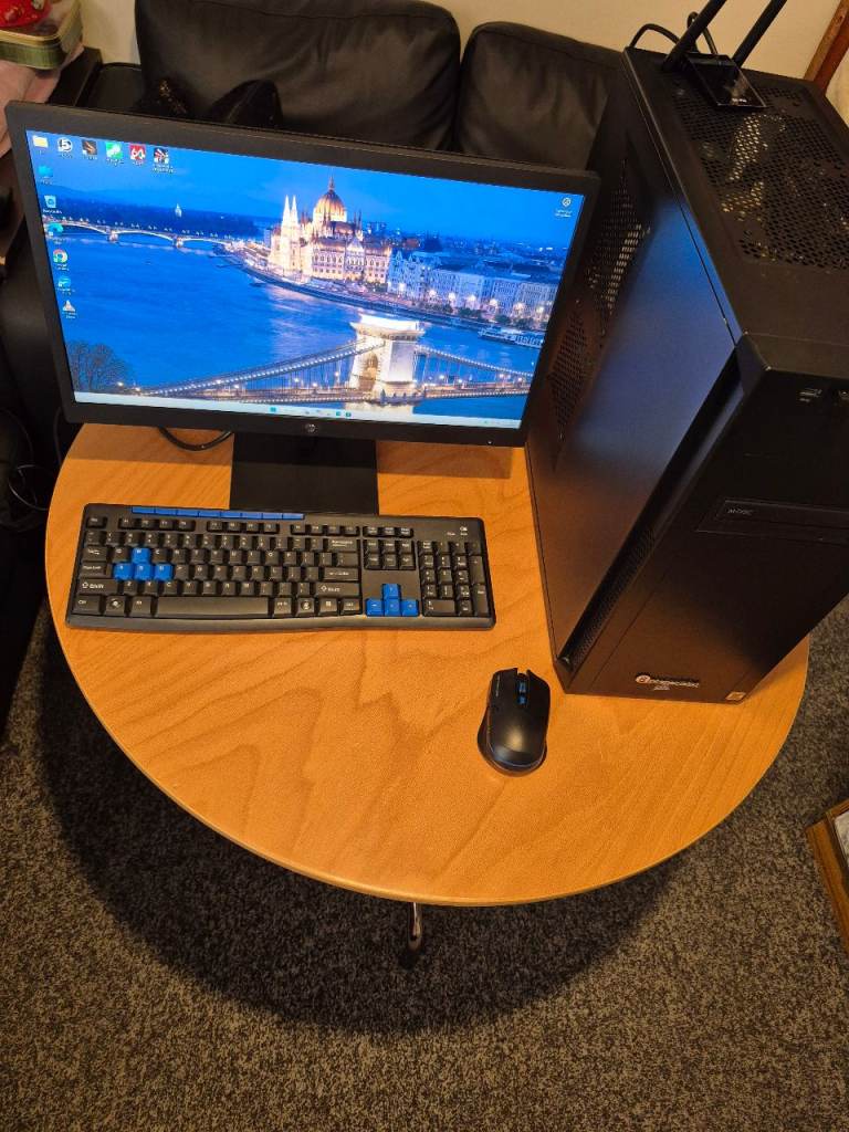 Gaming computer PC Specialist Intel i7-7800X/16GB RAM/RX580/512GB SSD+1TB HDD/Windows 11