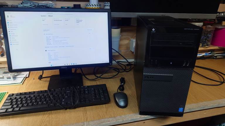 DELL OPTIPLEX 3020 i 5 DESKTOP PC