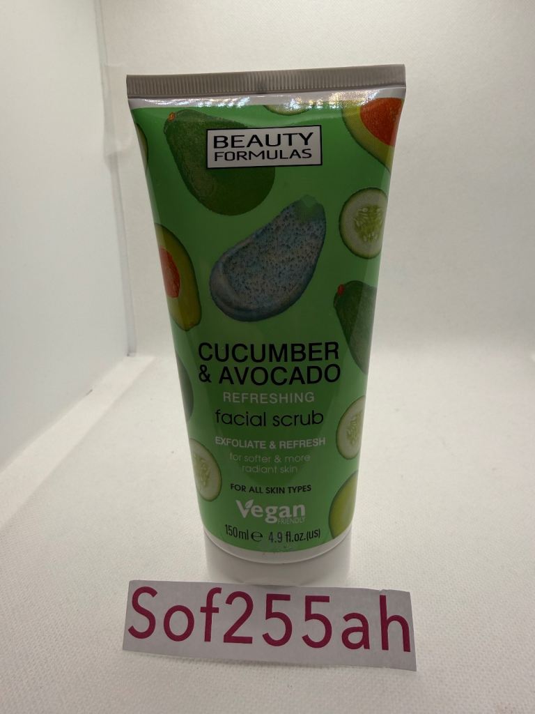 Beauty Formulas Cucumber and Avocado Refreshing Facial Scrub 150ml