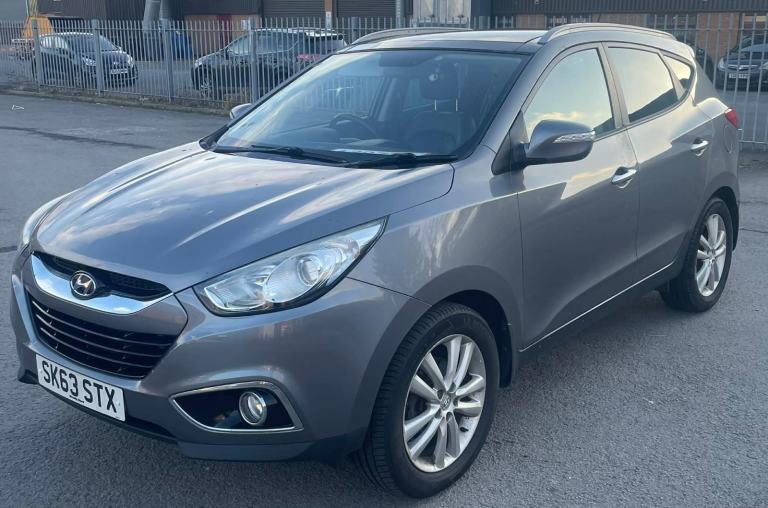 2013 63 Hyundai IX35 CRDI PREMIUM AUTOMATIC, 1 OWNER 4WD FSH £4395