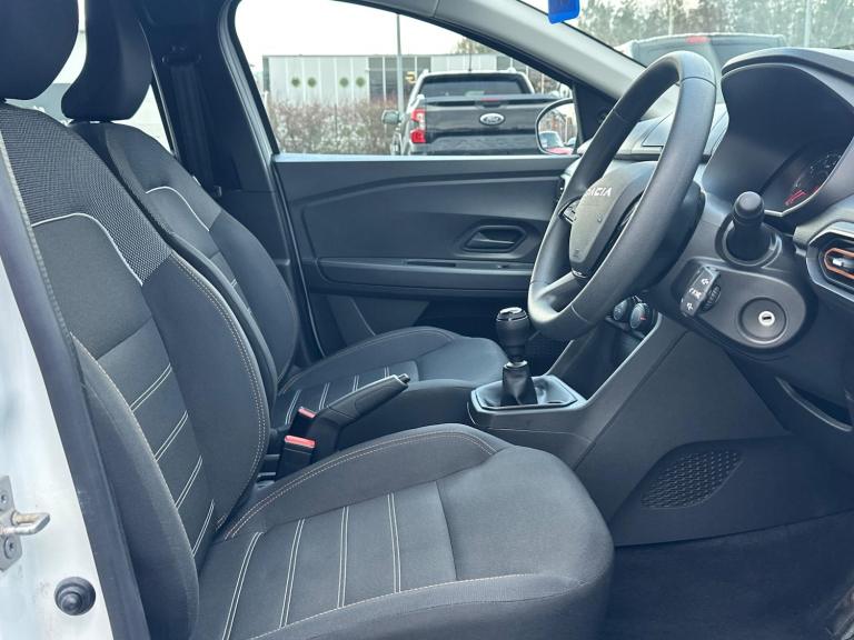 2023 Dacia Sandero Stepway 1.0 TCe Essential Euro 6 (s/s) 5dr HATCHBACK Petrol Manual