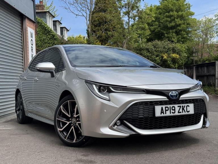 TOYOTA COROLLA 2.0 VVT-h Excel CVT Euro 6 (s/s) 5dr 2019
