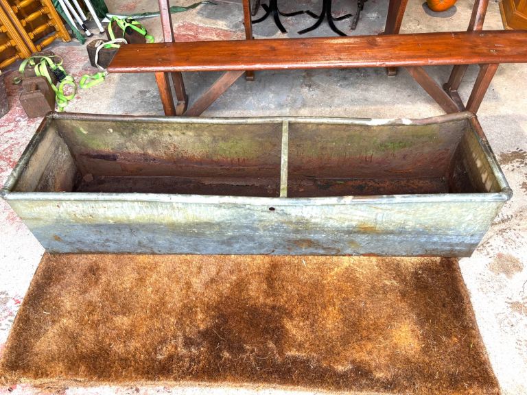Galvanised Water Trough Garden Planter Flower Pot Garden Feature Raised Bed