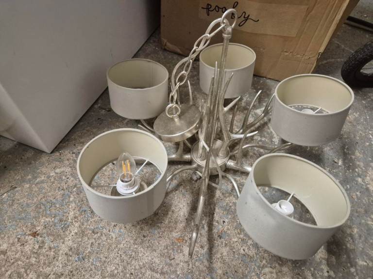 2x Modern Antler Design Chandelier Ceiling Light – Silver