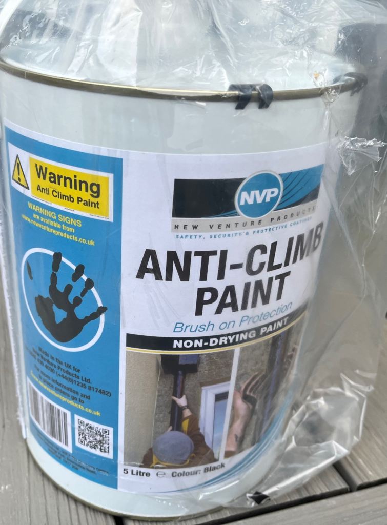 5 litres of anti climb paint (New)