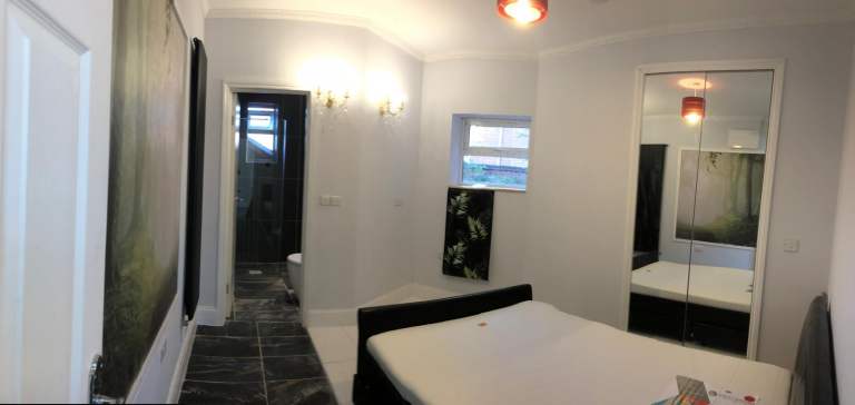 One-Bedroom Ground Floor Private Flat, with own entrance – Coundon, Coventry