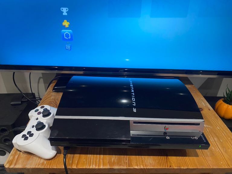 PlayStation 3 (PS3) Fat 80GB Console with Controller - Quick Sale