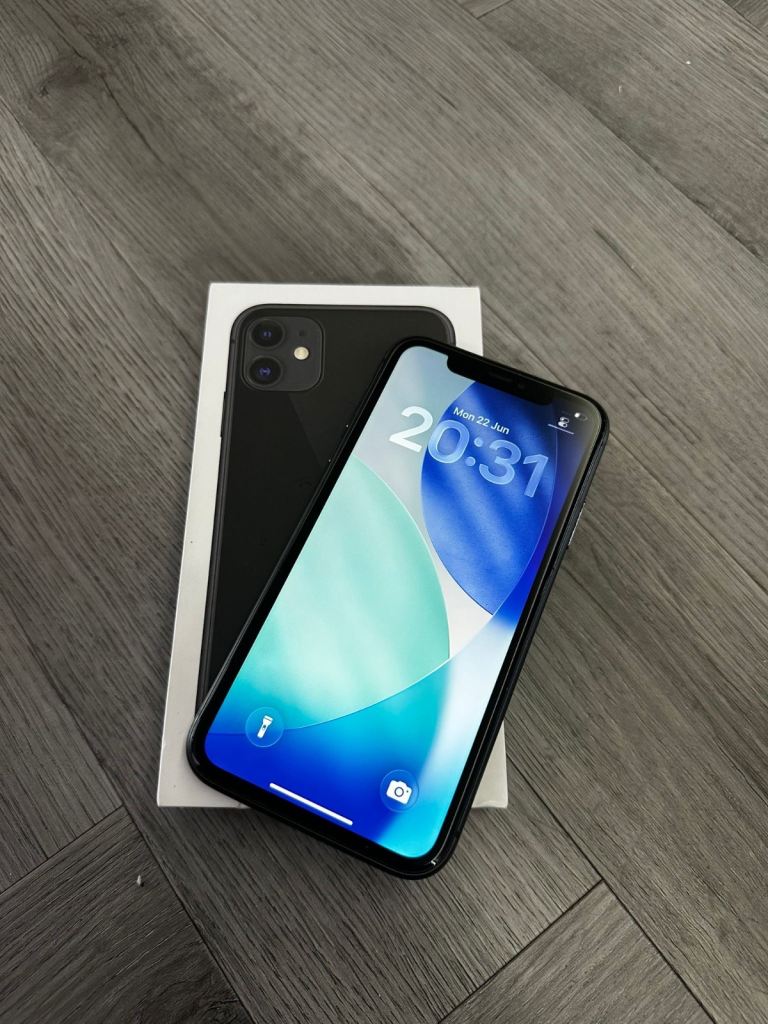 Apple iPhone 11 in Black
