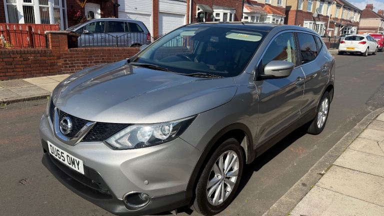 Nissan, QASHQAI, Hatchback, 2015, Manual, 1461 (cc), 5 doors
