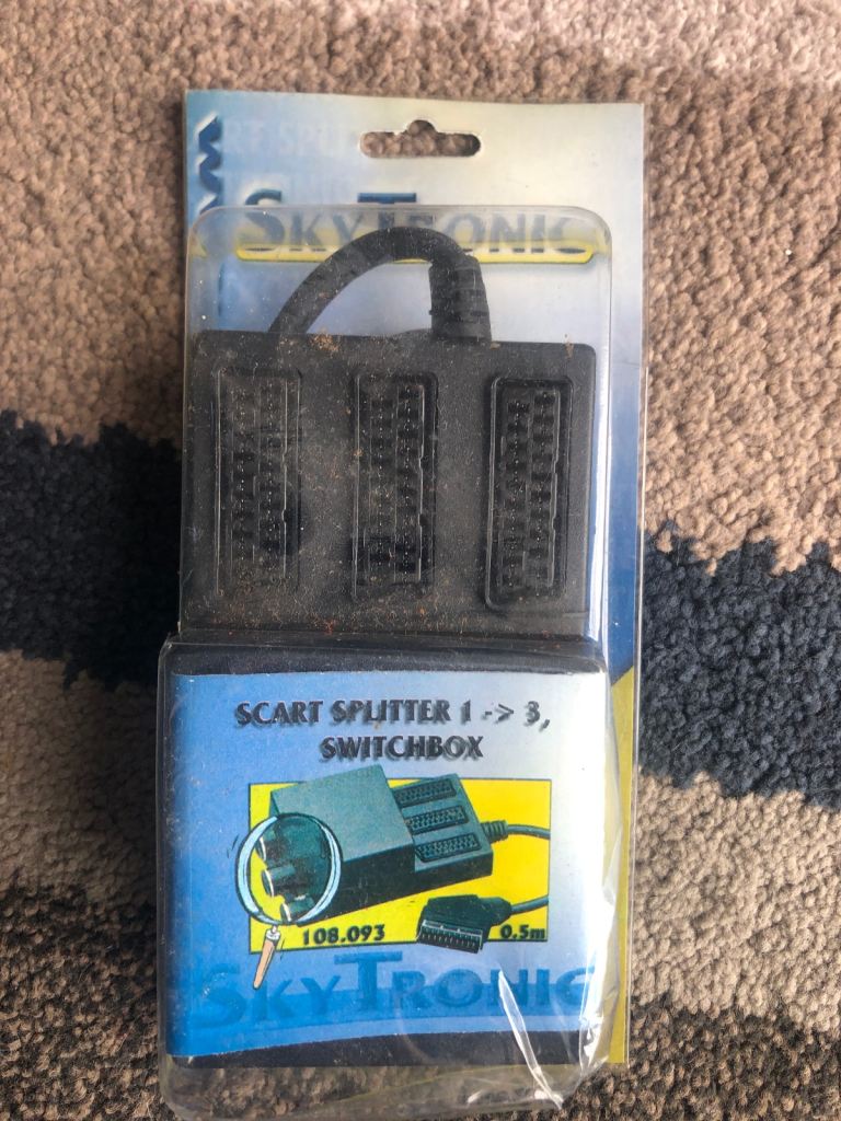 Scart splitter 1 to 3 switchbox NEW