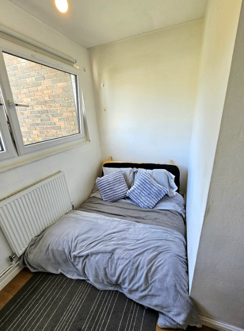 Double Room near Shoreditch £750/pm - Bills Inc | Chilton St | Zone 1!