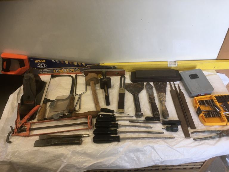 Joiners tools and tool bag containing basic starter kit 