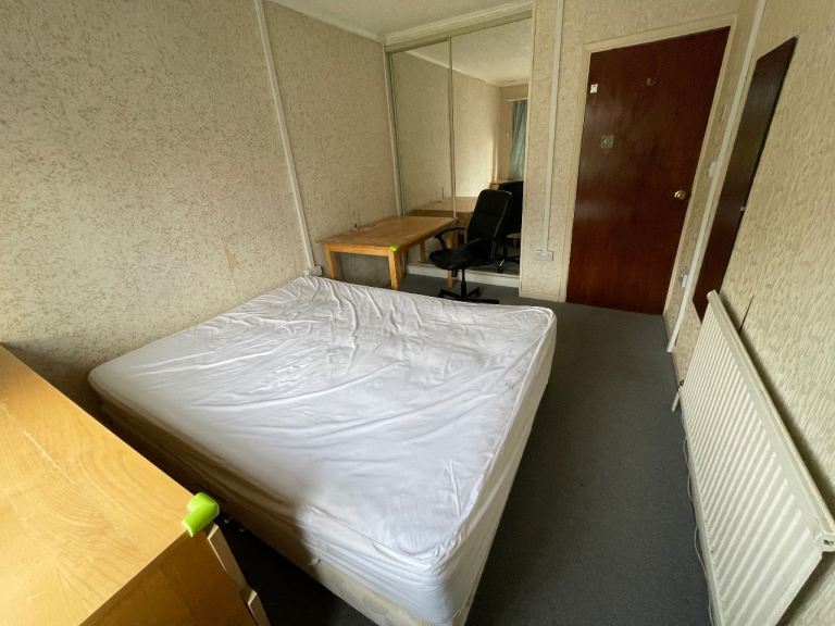 Good location cheap price 