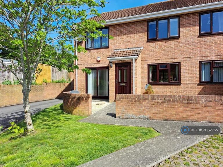 1 bedroom flat in St.Leonards Court, Yeovil, BA20 (1 bed) (#3062755)