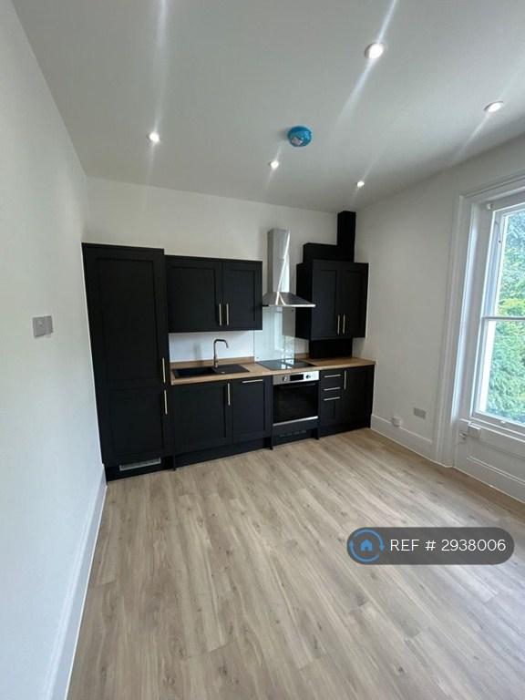 1 bedroom flat in Southlands Road, Bromley, BR1 (1 bed) (#2938006)