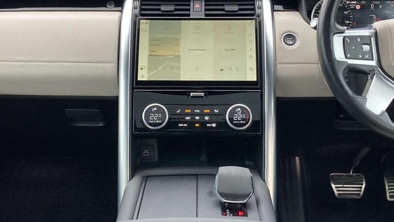 2022 Land Rover Discovery 3.0 D300 R-Dynamic HSE 5dr Auto SUV Diesel Automatic