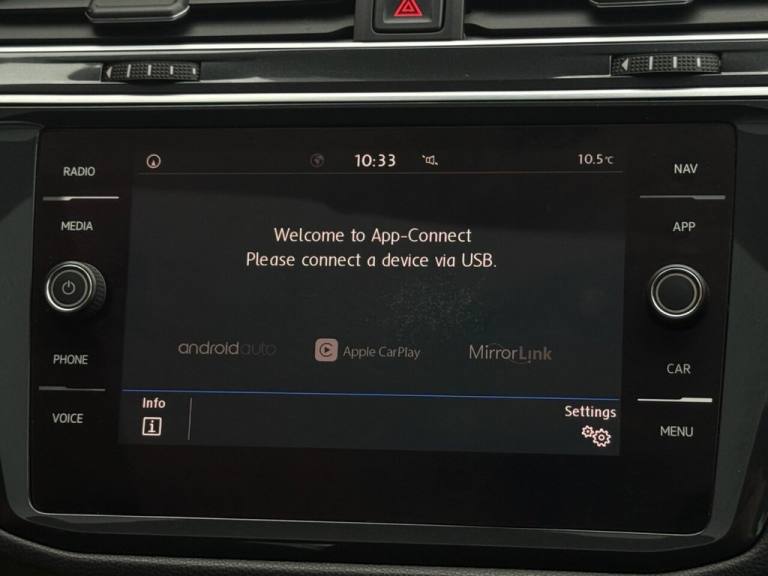 2017 Volkswagen Tiguan 2.0 TDi 150 SEL 5dr ESTATE DIESEL Manual