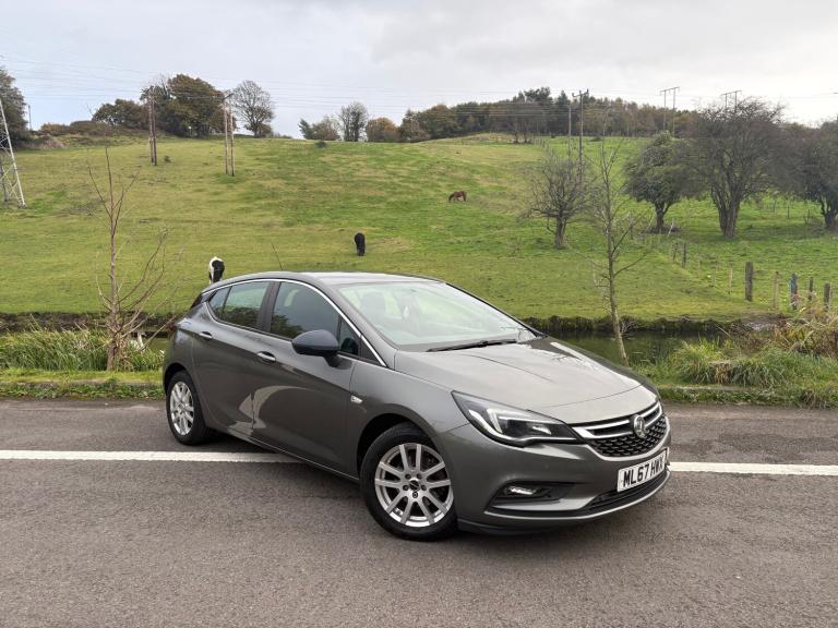 2017 Vauxhall Astra 1.6 CDTi 16V Design 5dr HATCHBACK Diesel Manual