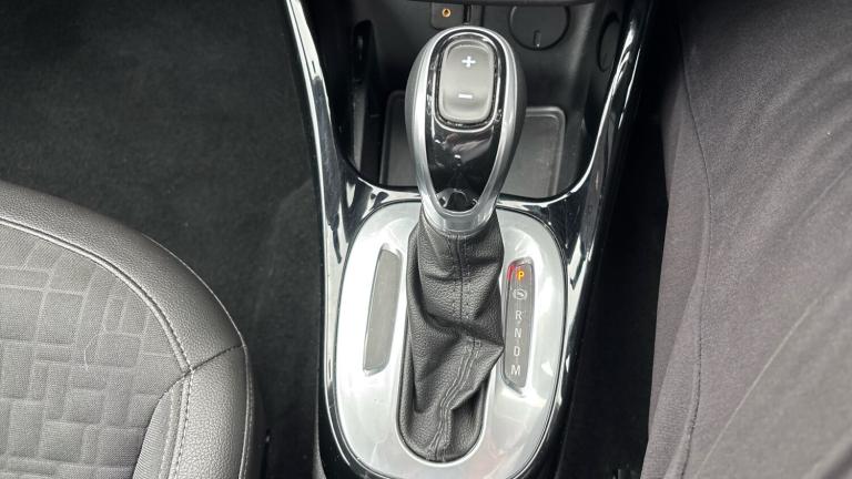 2015 Vauxhall Corsa 1.4 SE 5dr Auto Petrol Hatchback Hatchback Petrol Automatic