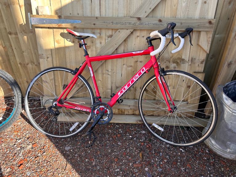 Carrera Zelos road bike  