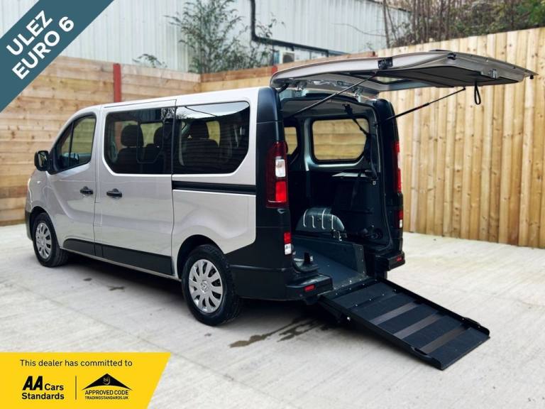 2021 Renault Trafic 5 Seat Auto Wheelchair Accessible Disabled Access Vehicle WAV MPV Diesel Auto...