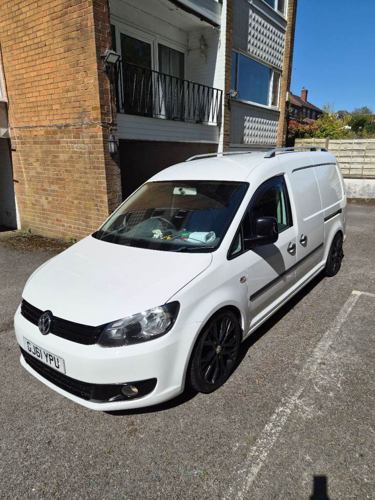 Volkswagen, CADDY MAXI, Panel Van, 2011, Manual, 1598 (cc)