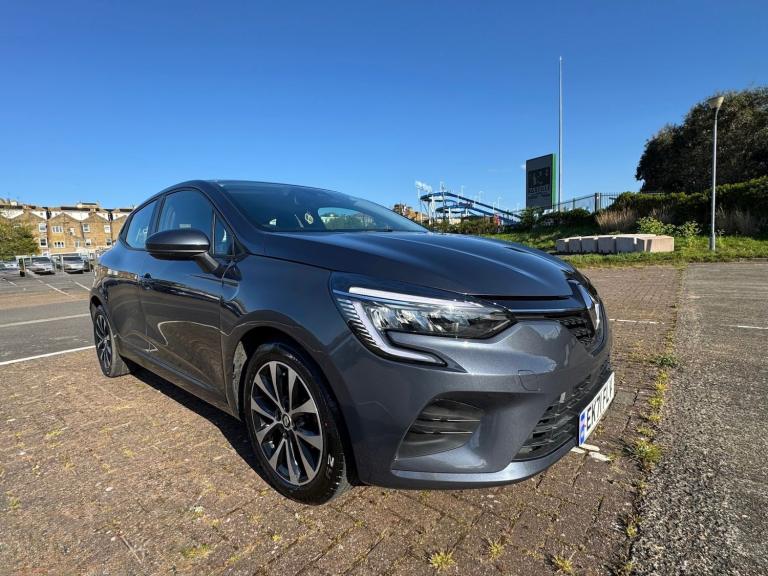 2021 Renault Clio 1.0 TCe 90 Iconic 5dr HATCHBACK Petrol Manual