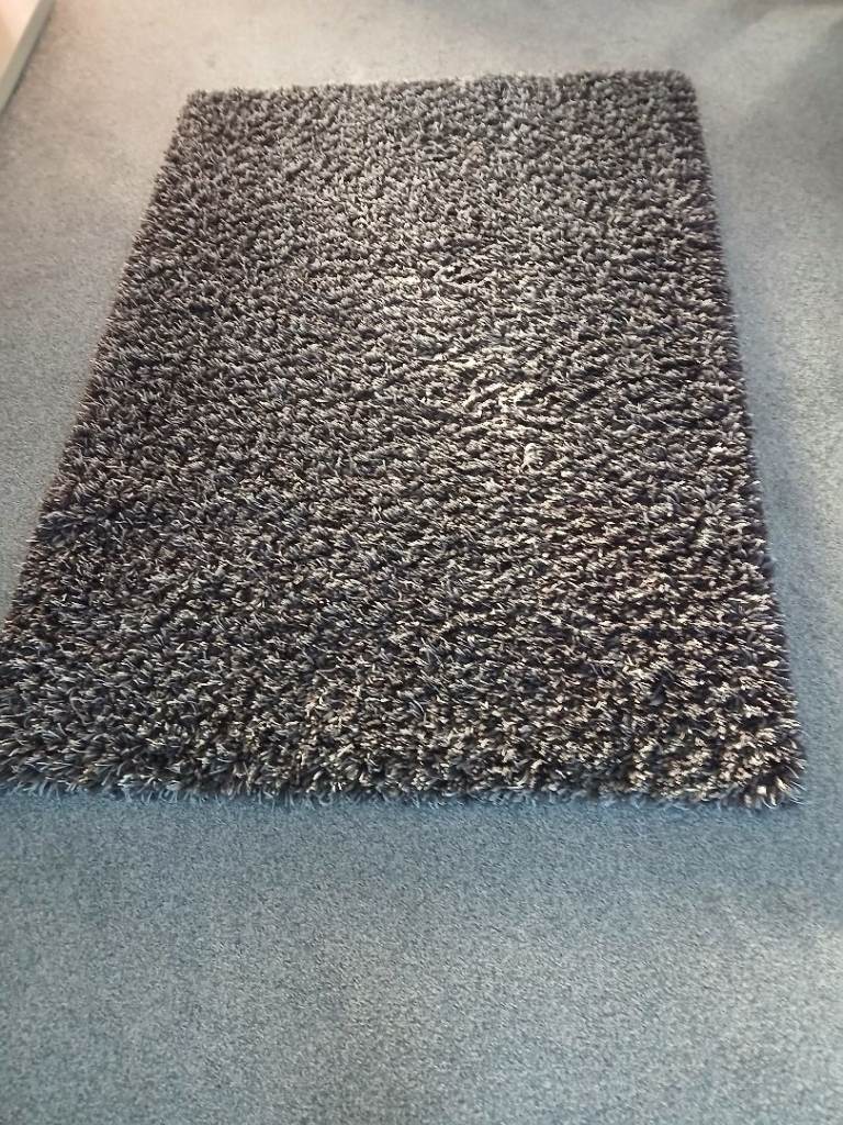 Floor rug 