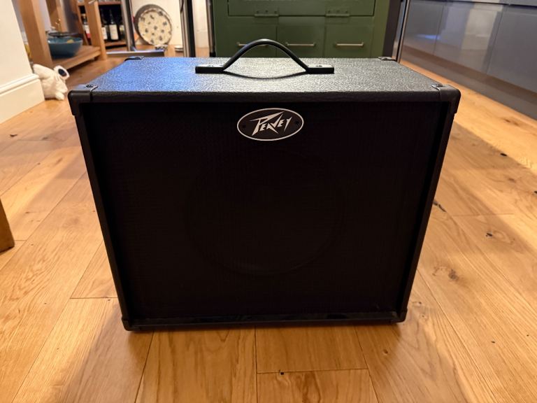 Peavey 112 Guitar Speaker Cabinet