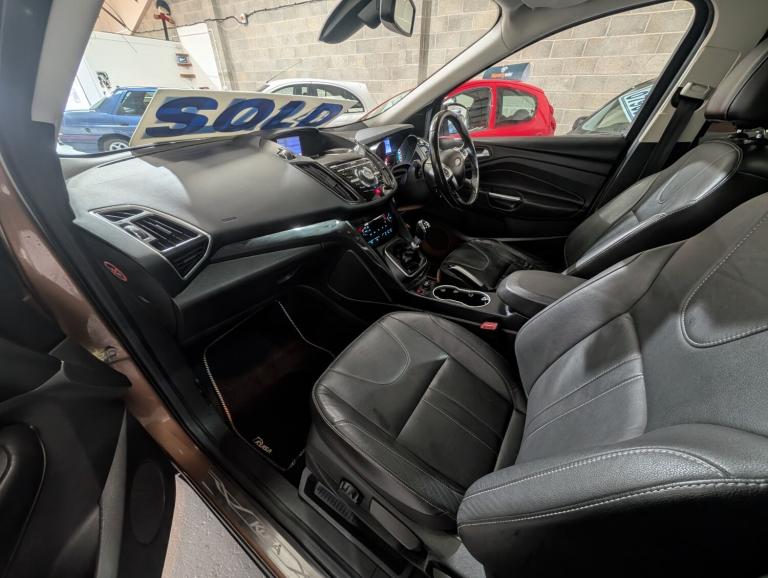 FORD KUGA 2.0 TDCi Titanium X 2013