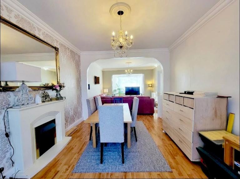 Rent 3 Bed House - Connaught Gardens, London N13