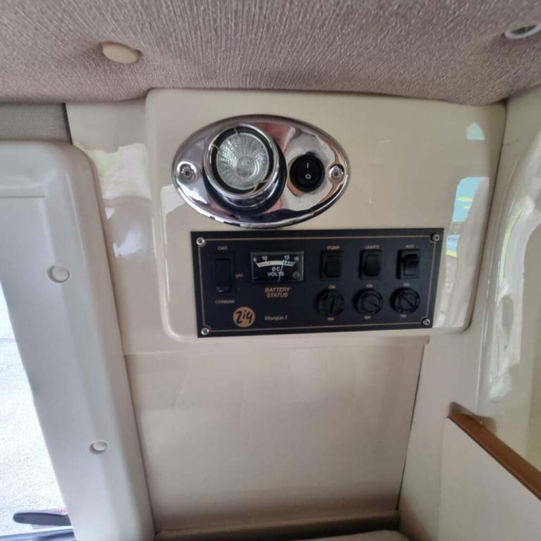 2012 Romahome R20 Jubilee 2 Berth 4 Belt End Kitchen Lounge Conversion Campervan