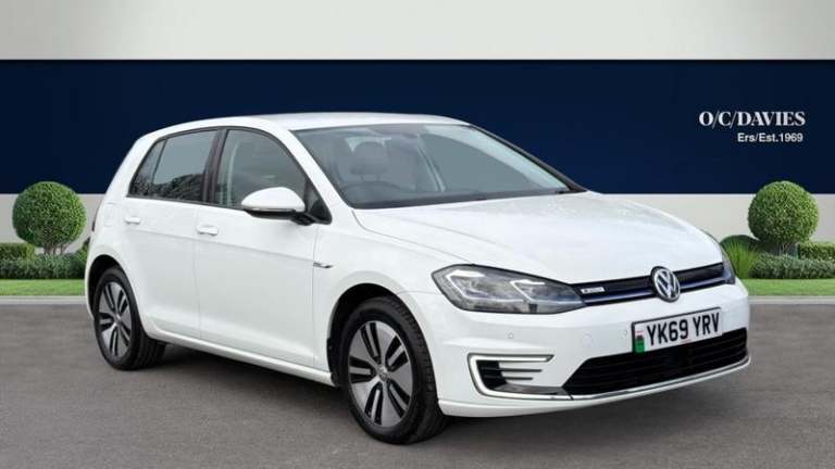 2019 Volkswagen Golf 35.8kWh e-Golf Hatchback 5dr Electric Auto (136 ps) Automatic Hatchback Elec...