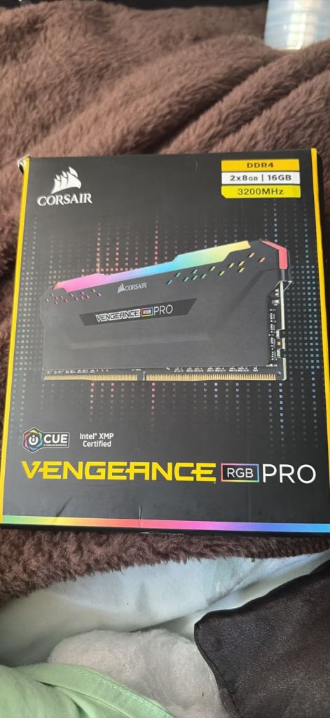 Corsair Vengeance RGB PRO DDR4 8GB RAM Kit – New