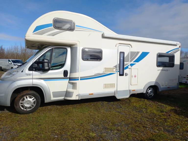 2012 Bailey Approach 760 SE Motorhome