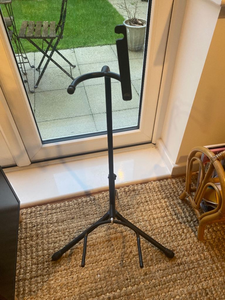 Guitar Stand