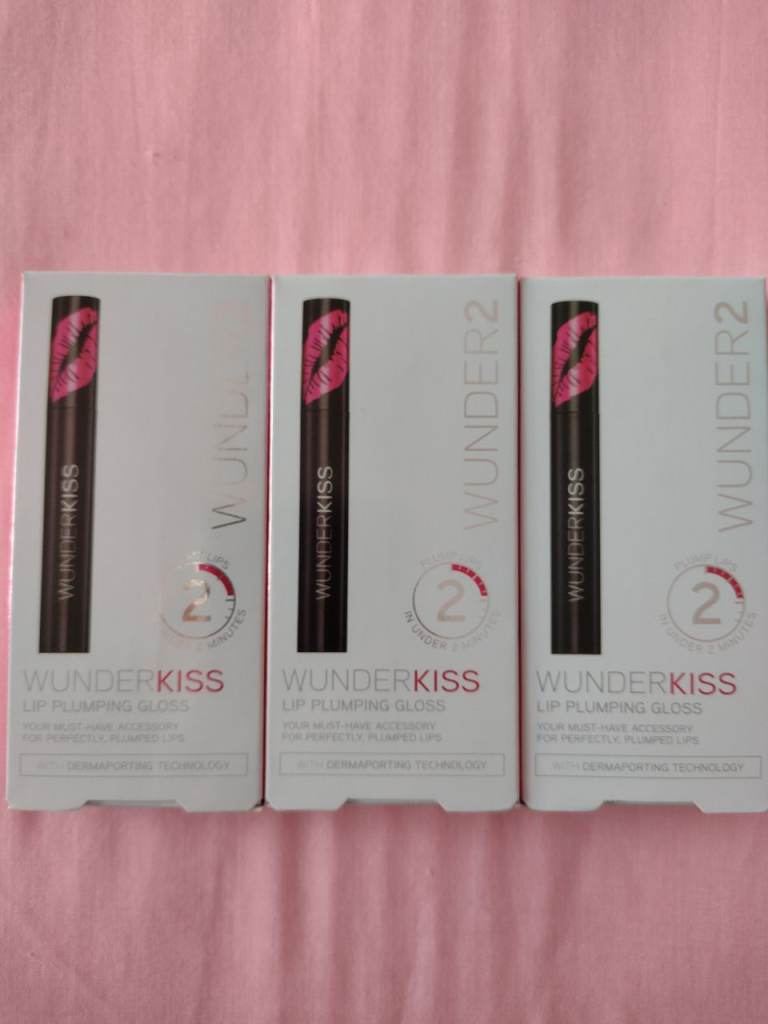 3 Brand New! Wunder Kiss Lip Plumping Gloss.