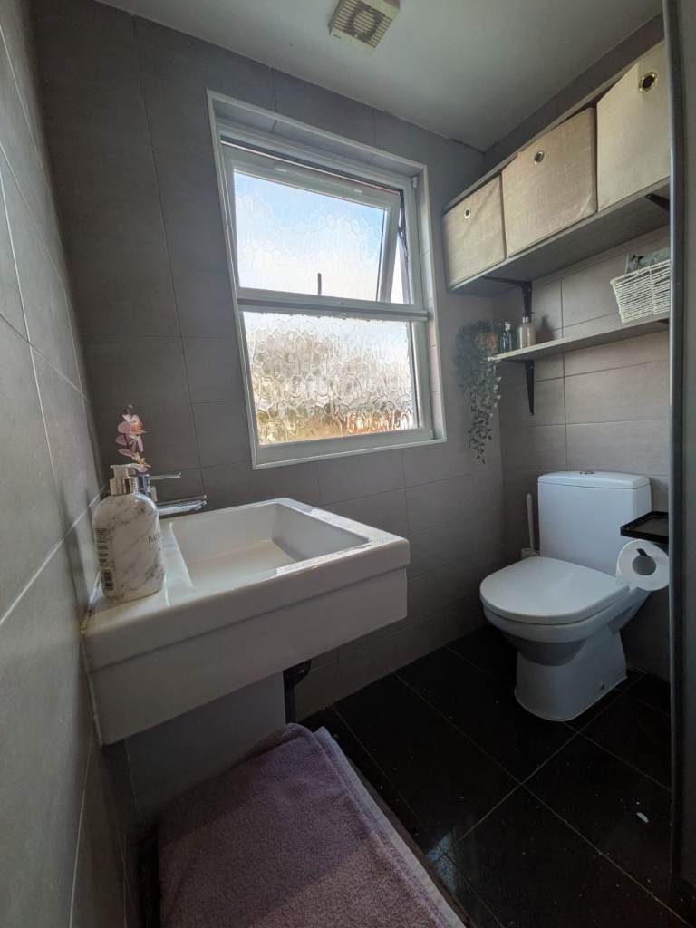 All bills incl - Lovely, Bright Double Loft Room - Central Streatham