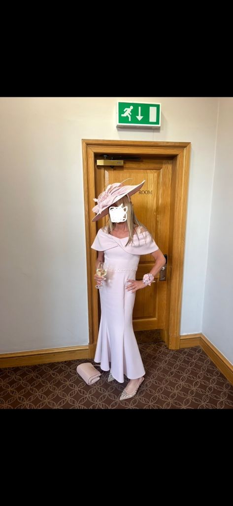 Mother of Bride/Groom Dress and Hatinator – Pale Pink, Size 8/10