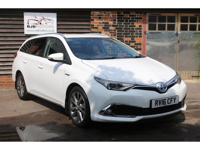 2016 Toyota Auris VVT-h Excel Estate HYBRID Automatic