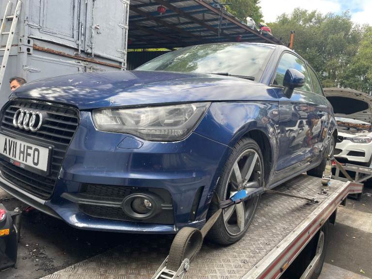 AUDI A1 2011 BLUE 1.6 DIESEL CAYC 5DR BREAKING FOR PARTS