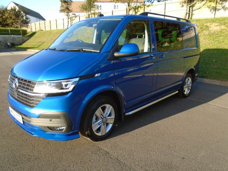 Volkswagen Transporter T32 High-Line Kombi Van 2.0 BiTDi 204 4Motion DSG