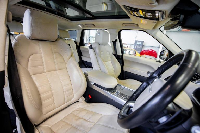 2017 Land Rover Range Rover Sport 5.0 V8 S/C Autobiography Dynamic 5dr Auto ESTATE PETROL Automatic