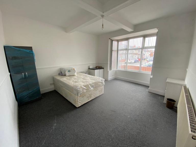 HMO SHARED ACCOMMODATION 
