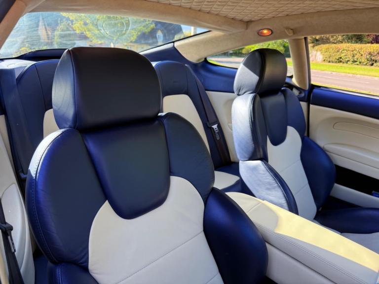 2004 Aston Martin Vanquish 5.9 Coupe 2dr Petrol Manual (396 g/km, 460 bhp) COUPE Petrol Manual