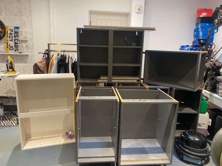 image for NEW/KITCHEN GREY CARCASSES BASE AND WALL 