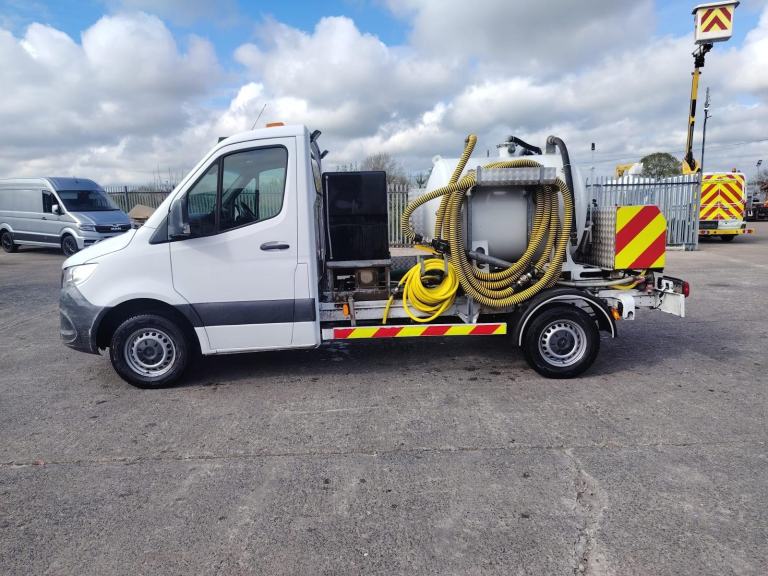 2021 Mercedes Sprinter 314 Vacuum Tanker Honda Key Honda key start engine 