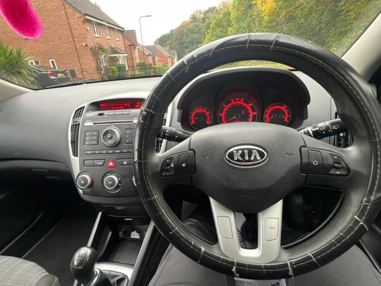 2010 Kia Pro Ceed 1.4 1 3dr HATCHBACK Petrol Manual