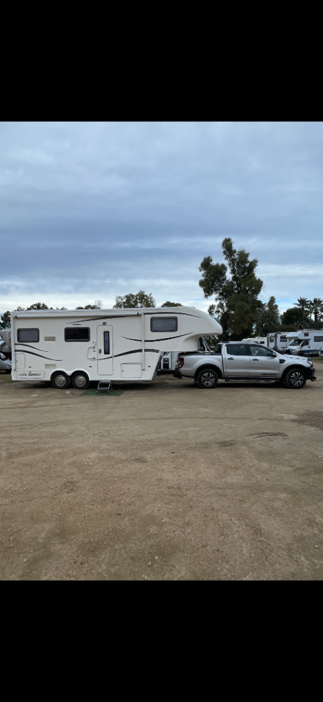 Celtic Rambler 5th wheel Ford Ranger 