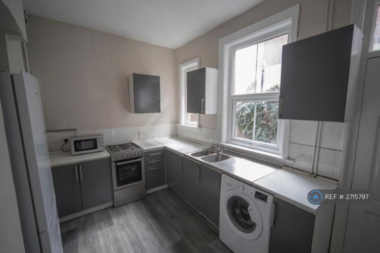 4 bedroom house in Deramore Street, Manchester, M14 (4 bed) (#2715797)